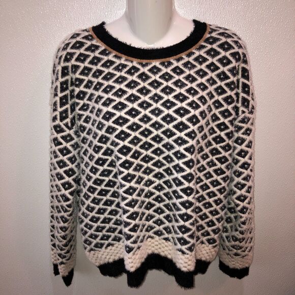 Cyrus Womens Large White Diamond Geometric Eyelash Fuzzy Pullover Sweater Size L - Picture 3 of 9